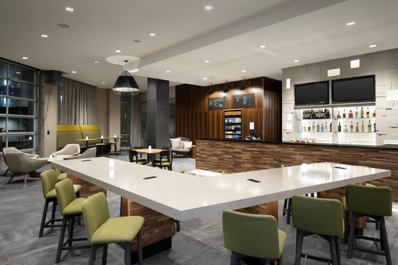 ホテル Courtyard By Marriott ナナイモ エクステリア 写真