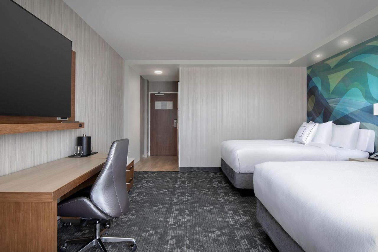 ホテル Courtyard By Marriott ナナイモ エクステリア 写真