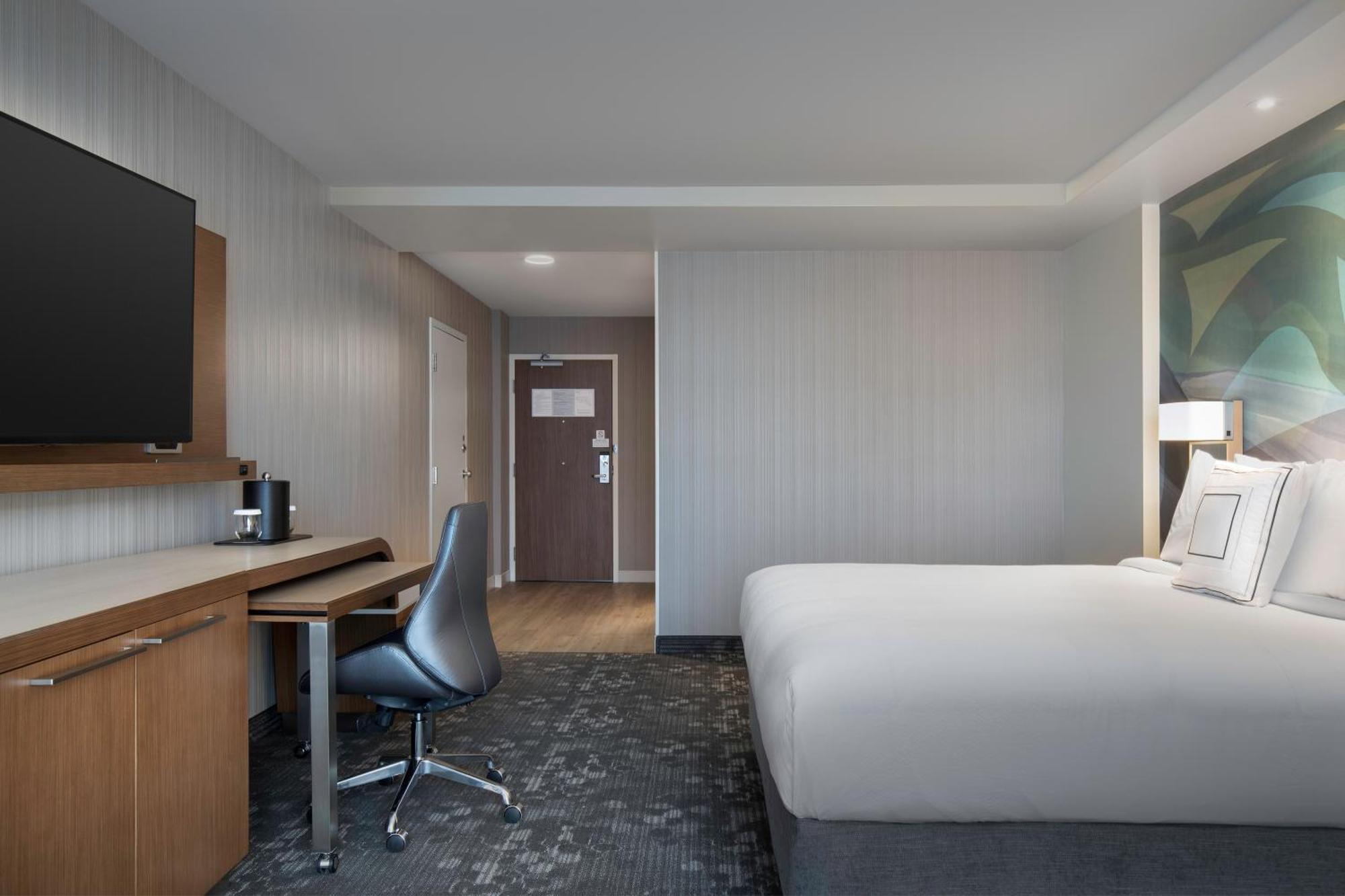 ホテル Courtyard By Marriott ナナイモ エクステリア 写真