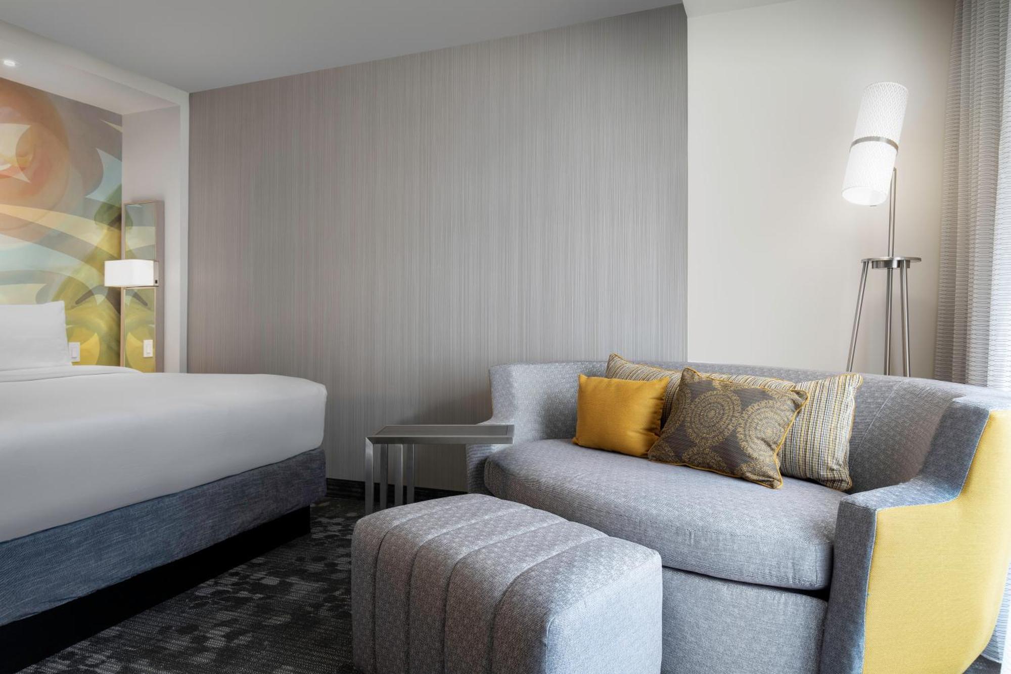 ホテル Courtyard By Marriott ナナイモ エクステリア 写真